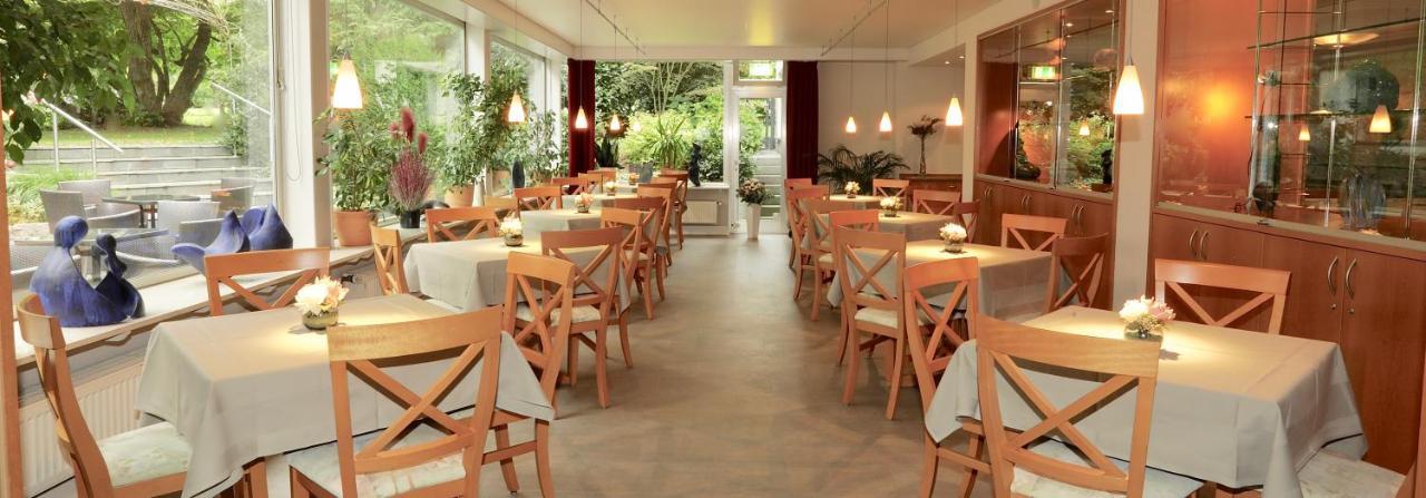 巴特索登森林酒店 巴德索登陶努斯 外观 照片